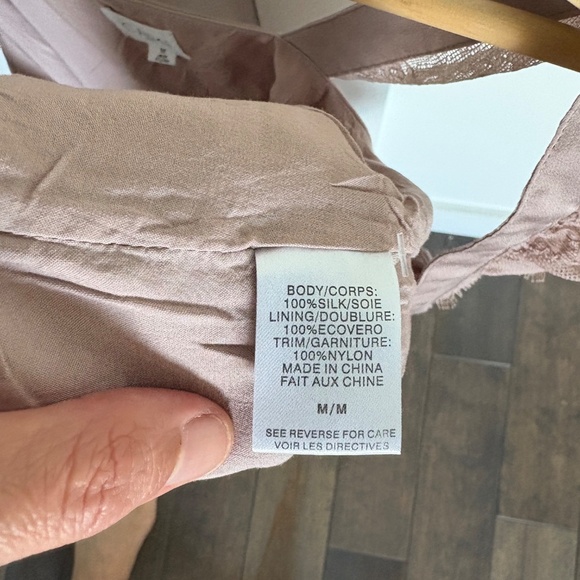 Cami NYC Victoria tank camisole size M. 100% silk - Picture 7 of 8